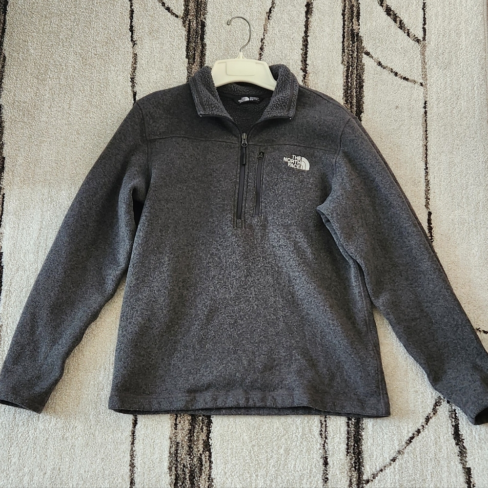 The North Face Charcoal Fleece Quarter-Zip Pullover - Men's Medium